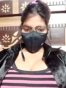 Miya mona online show from February 19, 5:20 pm