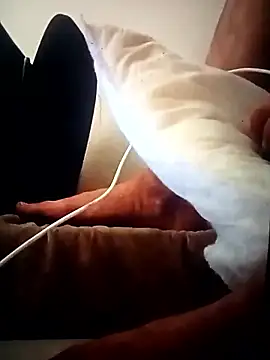 cazzigrossi23 online show from December 18, 2:45 pm