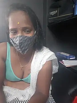 Snapshot of Nithyaredy chatting on December 20, 7:59 am Nithyaredy online show from December 20, 7:59 am