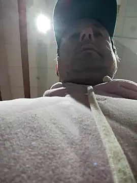 nobored online show from February 28, 12:11 am