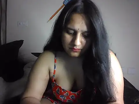 Snapshot of Hardbabeshub chatting on June 6, 8:13 pm Hardbabeshub online show from June 6, 8:13 pm