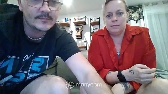 Snapshot of Miss-Chupagirly chatting on February 9, 8:02 pm Miss-Chupagirly online show from February 9, 8:02 pm