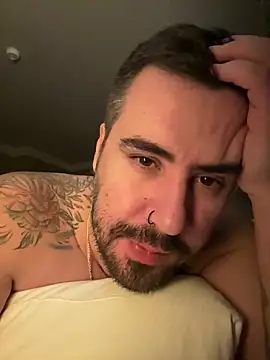 Snapshot of XhotLatte chatting on February 26, 1:59 am XhotLatte online show from February 26, 1:59 am