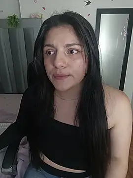 paulina coxx online show from February 10, 7:40 pm