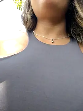 Ivy enjoy online show from March 29, 8:20 pm