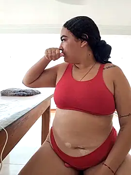 Jessie em online show from February 6, 7:28 pm