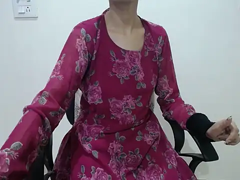 Farhana beautyfull online show from April 7, 4:24 am