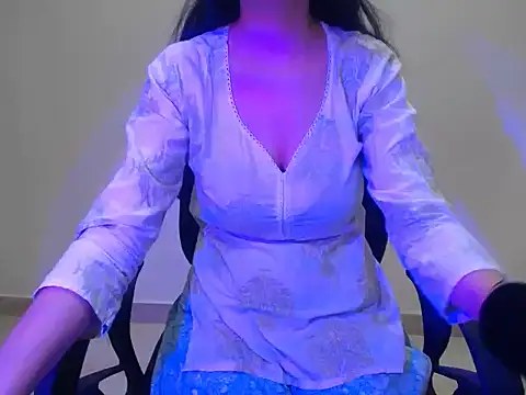 Snapshot of Farhana_beautyfull chatting on June 20, 4:04 am Farhana beautyfull online show from June 20, 4:04 am