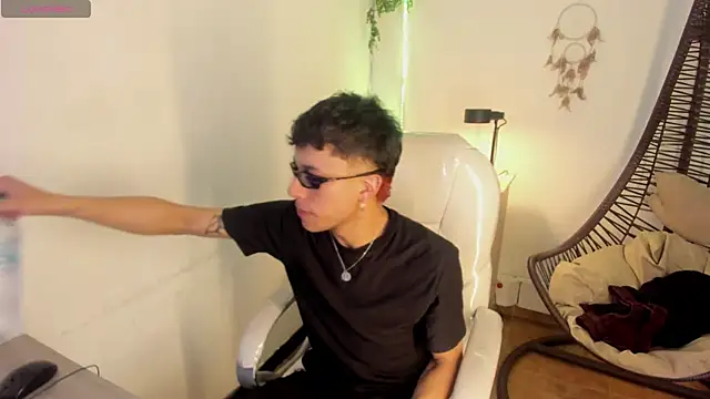 Slasher 1 online show from January 15, 8:34 pm