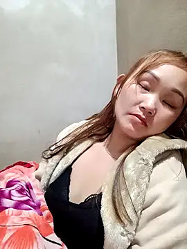 yula-bi online show from February 5, 11:42 pm