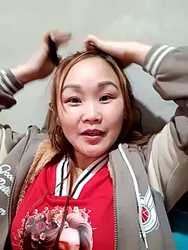 Snapshot of yula-bi chatting on March 8, 3:21 am yula-bi online show from March 8, 3:21 am