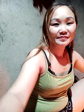 Snapshot of yula-bi chatting on March 13, 10:49 pm yula-bi online show from March 13, 10:49 pm