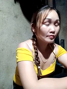 Snapshot of yula-bi chatting on May 10, 1:49 pm yula-bi online show from May 10, 1:49 pm