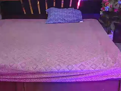 bold-smirthii online show from April 20, 4:26 am