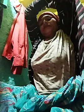 Cuty priti online show from January 11, 4:12 pm