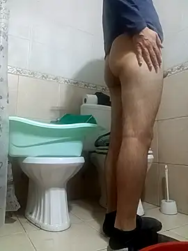 Snapshot of damisexhot chatting on June 2, 5:37 pm damisexhot online show from June 2, 5:37 pm