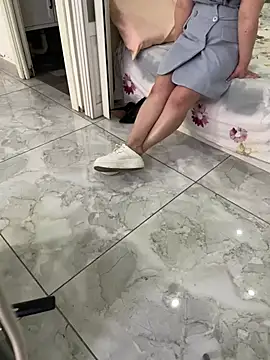 aiye666 online show from May 6, 1:57 am