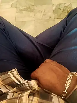 Snapshot of sanjaylove-sex chatting on January 18, 7:45 am sanjaylove-sex online show from January 18, 7:45 am