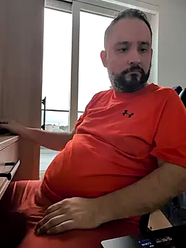 Hairy bear86 online show from January 9, 6:10 pm