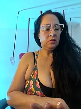 KiaraFoster online show from February 19, 11:28 am