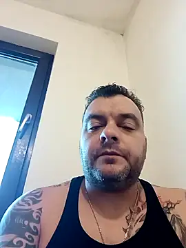 Snapshot of TomasTenerife chatting on December 19, 1:40 pm TomasTenerife online show from December 19, 1:40 pm