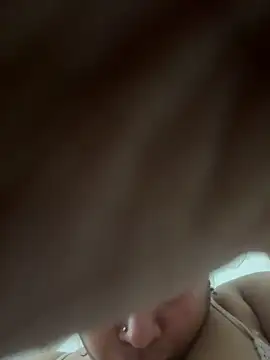 Snapshot of Yours_Sweety-16 chatting on December 19, 2:46 pm Yours Sweety-16 online show from December 19, 2:46 pm