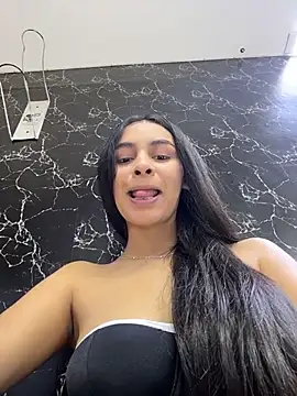 ManuelaEvans  online show from February 3, 11:43 pm