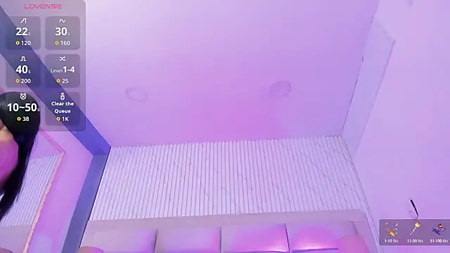 ManuelaEvans  online show from March 11, 7:42 pm