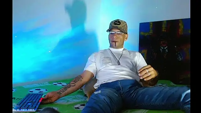 Alphamaster 92 online show from April 8, 3:06 am