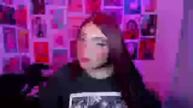 ErzaMontoroo online show from March 9, 10:25 pm