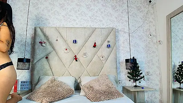 Snapshot of NatashaRoss_t chatting on January 7, 7:27 pm NatashaRoss t online show from January 7, 7:27 pm