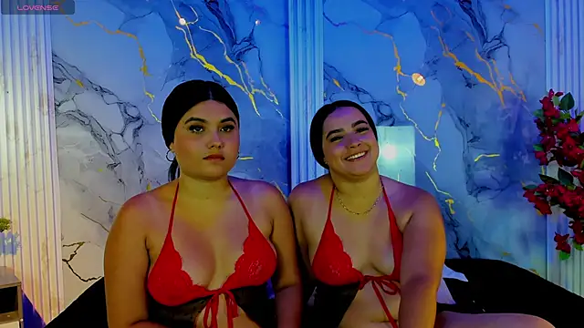 Scarlet and naomi online show from March 21, 8:45 pm