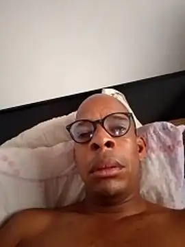 joseLive23 online show from April 15, 4:03 pm