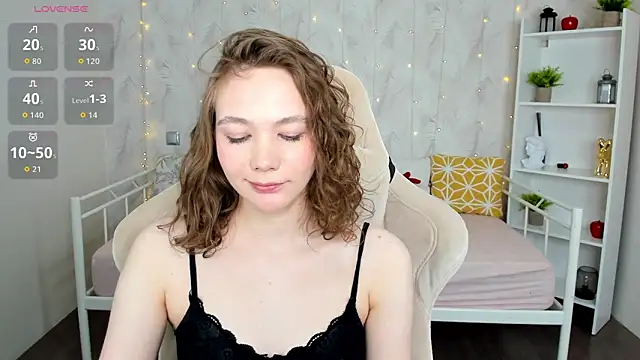 Snapshot of NovaEva_ chatting on March 9, 12:14 am NovaEva online show from March 9, 12:14 am