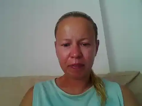 jennyblondeuk online show from June 2, 2:41 pm