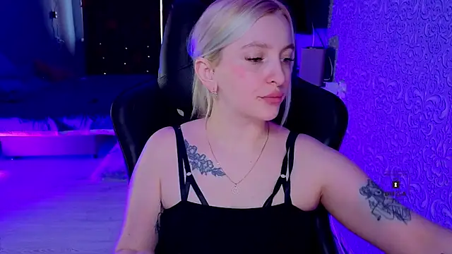 Eva Vibe  online show from March 30, 5:52 am