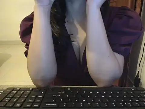 Snapshot of Prisha_Naughtyy chatting on February 28, 5:14 pm Prisha Naughtyy online show from February 28, 5:14 pm