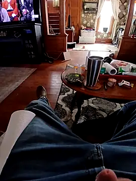 FragrantToe529 online show from March 9, 7:18 pm