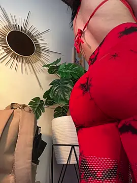 zoe bakerr online show from July 8, 8:02 pm