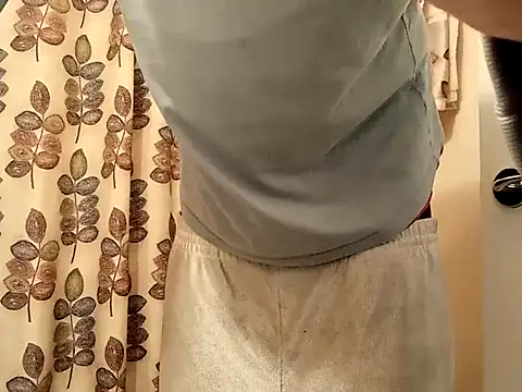 Snapshot of ViciouzzD chatting on February 22, 7:56 pm ViciouzzD online show from February 22, 7:56 pm