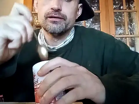 Snapshot of ViciouzzD chatting on March 1, 10:01 pm ViciouzzD online show from March 1, 10:01 pm