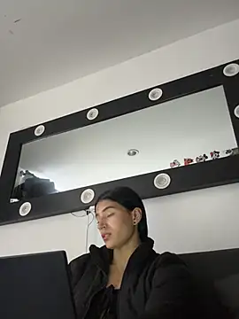 Ema Rose  online show from January 31, 7:11 pm