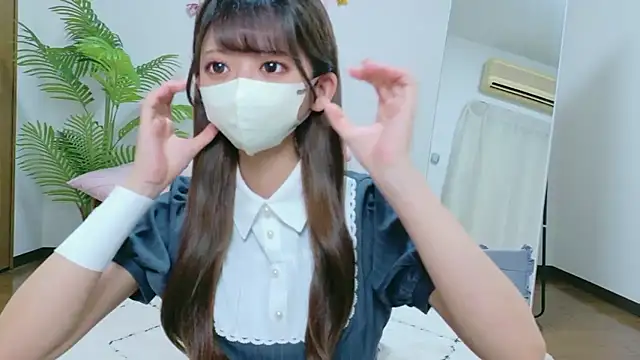 Kiki-jpn online show from June 10, 9:35 pm