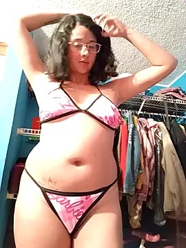 SweetDeya online show from April 22, 4:15 am