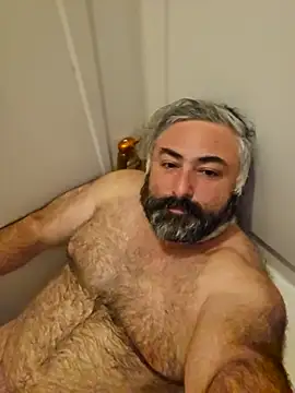 MacGuyver20 online show from January 18, 5:33 am