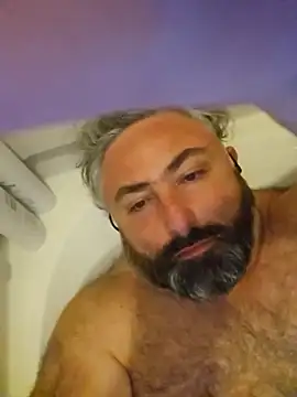 MacGuyver20 online show from February 11, 5:12 am