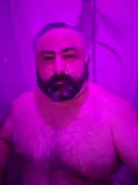 MacGuyver20 online show from April 6, 3:59 am