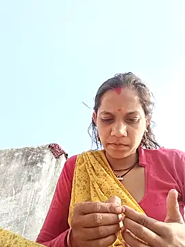 Karishma singh online show from January 19, 9:46 am