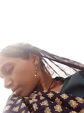 Karishma singh online show from April 8, 6:02 am