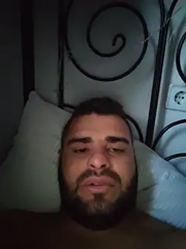 Snapshot of Ricardosafadocassdo chatting on June 18, 4:13 am Ricardosafadocassdo online show from June 18, 4:13 am